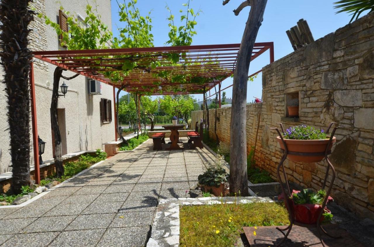 Galant Apartments Rovinj Eksteriør bilde